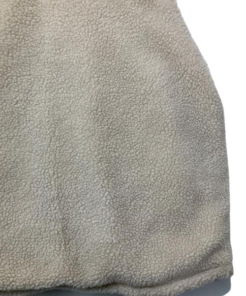 Patagonia（パタゴニア）Patagonia (パタゴニア) リバーシブル・ビビー・ダウン・ベスト ベージュ サイズ:XLの古着・服飾アイテム