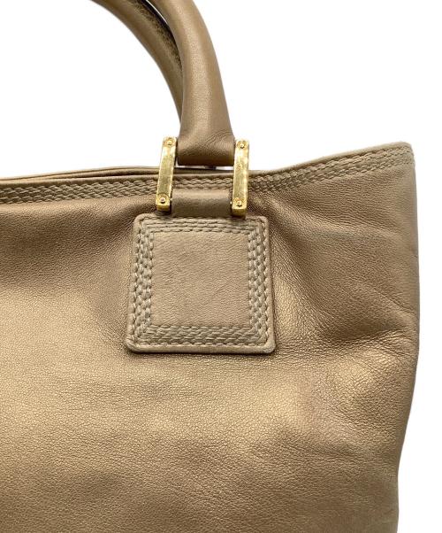 LOEWE（ロエベ）LOEWE (ロエベ) ハンドバッグ ゴールドの古着・服飾アイテム