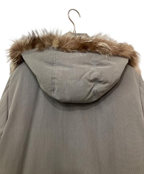 BURBERRY BLACK LABEL（バーバリーブラックレーベル）BURBERRY BLACK LABEL (バーバリーブラックレーベル) ダウンジャケット グレー サイズ:Mの古着・服飾アイテム