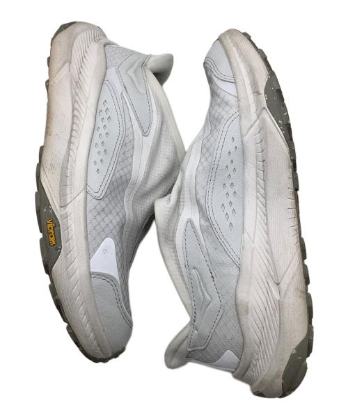 HOKA（ホカ）HOKA (ホカ) CLIFTON 10 WIDE　スニーカー ホワイト サイズ:27.5の古着・服飾アイテム