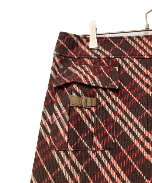 BURBERRY BLUE LABEL（バーバリー ブルー レーベル）BURBERRY BLUE LABEL (バーバリーロンドンブルーレーベル) チェックスカート ブラウン サイズ:38の古着・服飾アイテム