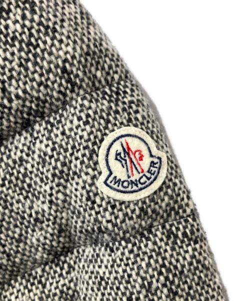 MONCLER（モンクレール）MONCLER (モンクレール) ダウンジャケット グレー サイズ:1の古着・服飾アイテム