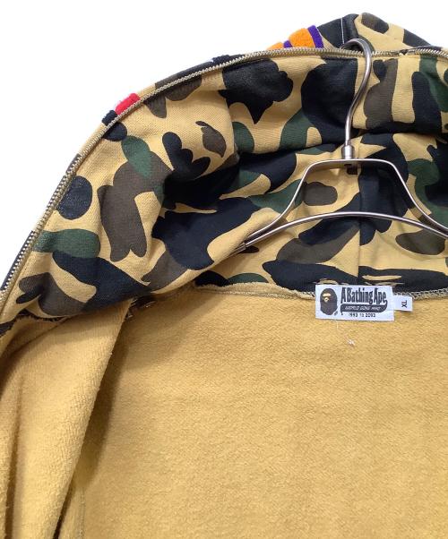 A BATHING APE（ア ベイシング エイプ）A BATHING APE (ア ベイシング エイプ) ABC CAMO SHARK WIDE FIT FULL ZIP DOUBLE HOODIE マルチカラー サイズ:XLの古着・服飾アイテム