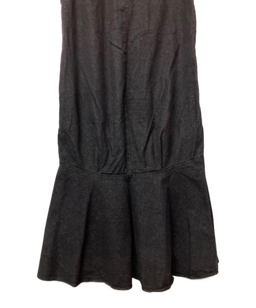 hwyl（ヒュイル）hwyl (ヒュイル) ジャンパースカート ブラック サイズ:2の古着・服飾アイテム