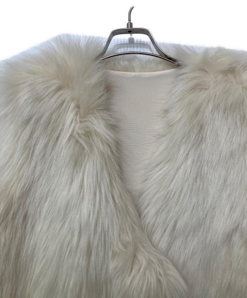 BIRTHDAY BASH（バースデーバッシュ）BIRTHDAY BASH (バースデーバッシュ) ファーベスト ホワイト サイズ:不明の古着・服飾アイテム