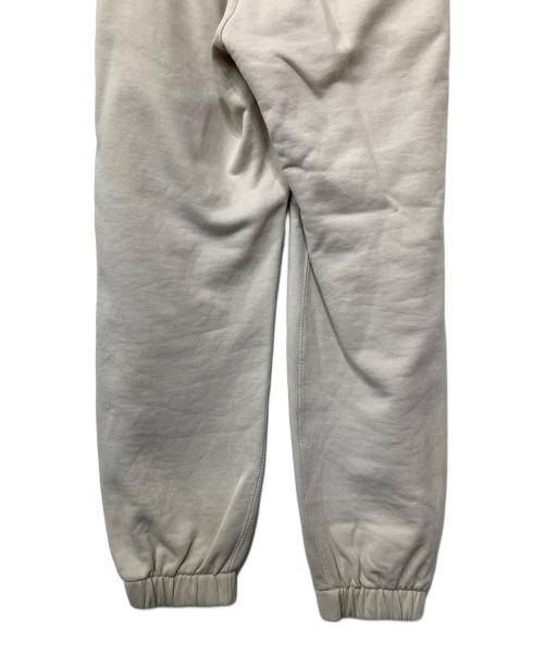 adidas（アディダス）adidas (アディダス) Humanrace (ヒューマンレース) スウェットパンツ ベージュ サイズ:Mの古着・服飾アイテム