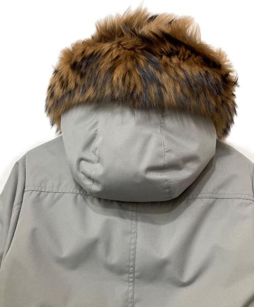 Pyrenex（ピレネックス）Pyrenex (ピレネックス) ダウンコート グレー サイズ:Sの古着・服飾アイテム