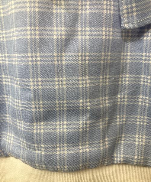 ililil（イルイルイル）ililil (イルイルイル) プルオーバーパーカー ホワイト×ブルー サイズ:不明の古着・服飾アイテム