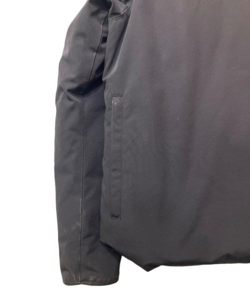 CANADA GOOSE（カナダグース）CANADA GOOSE (カナダグース) ダウンジャケット ネイビー サイズ:Lの古着・服飾アイテム