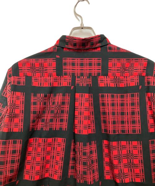 BLACK COMME des GARCONS（ブラックコムデギャルソン）BLACK COMME des GARCONS (ブラックコムデギャルソン) 長袖シャツ ブラック×レッド サイズ:Lの古着・服飾アイテム