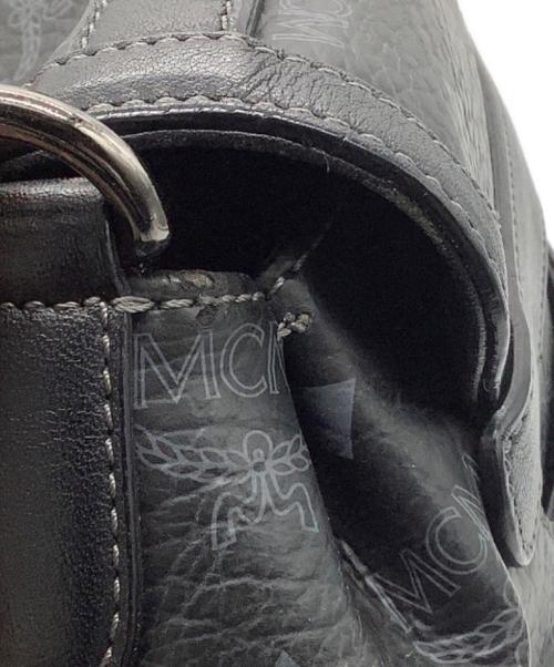 MCM（エムシーエム）MCM (エムシーエム) メッセンジャーバッグ ブラックの古着・服飾アイテム