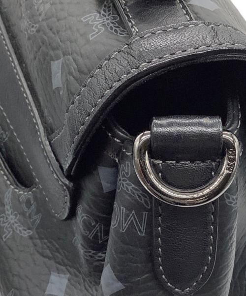 MCM（エムシーエム）MCM (エムシーエム) メッセンジャーバッグ ブラックの古着・服飾アイテム