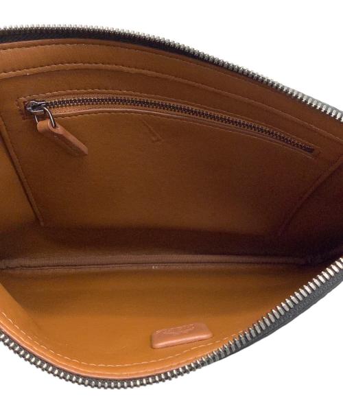 MCM（エムシーエム）MCM (エムシーエム) セカンドバッグ ブラックの古着・服飾アイテム