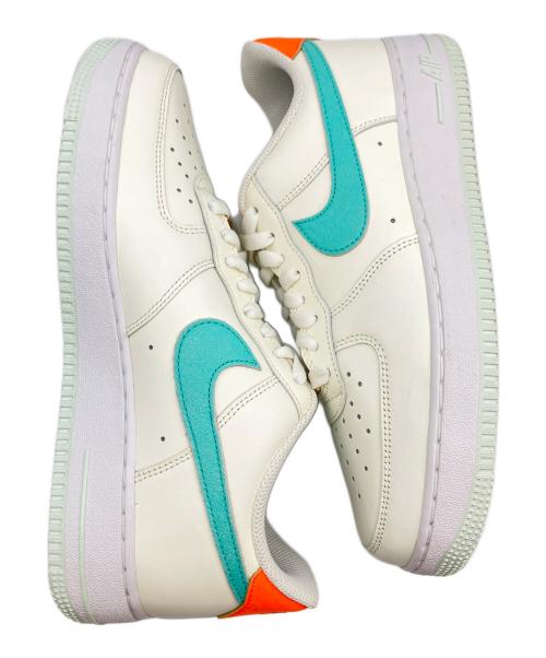 NIKE（ナイキ）NIKE (ナイキ) スニーカー ホワイト×ブルー サイズ:26の古着・服飾アイテム