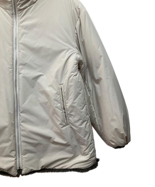 ELENDEEK（エレンディーク）ELENDEEK (エレンディーク) バーシブル ボア フリース パディング コート ホワイト サイズ:FREEの古着・服飾アイテム