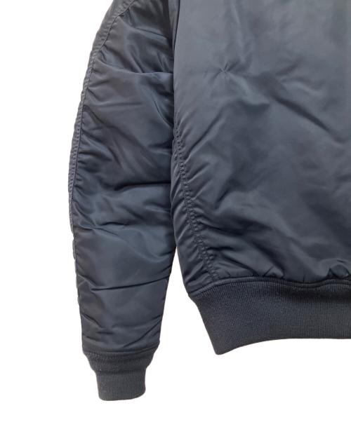 AVIREX（アヴィレックス）AVIREX (アヴィレックス) MA-1ジャケット ネイビー×オレンジ サイズ:Lの古着・服飾アイテム