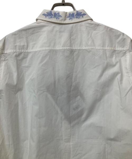 patou（パトゥ）Patou (パトゥ) 刺繍カラーシャツ ホワイト サイズ:Mの古着・服飾アイテム