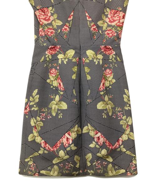 ALEXANDER McQUEEN（アレキサンダーマックイーン）ALEXANDER McQUEEN (アレキサンダーマックイーン) ノースリーブワンピース グレー サイズ:FREEの古着・服飾アイテム