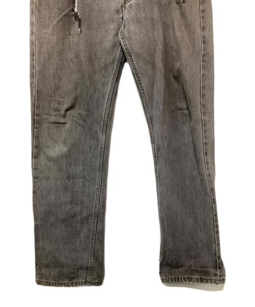 LEVI'S（リーバイス）LEVI'S (リーバイス) デニムパンツ グレー サイズ:W32の古着・服飾アイテム