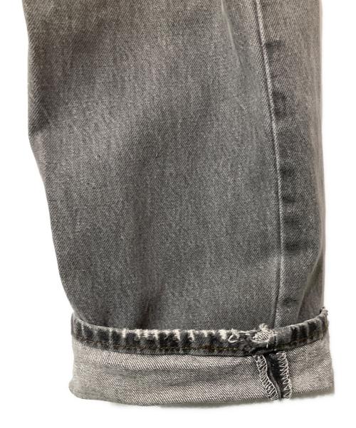 LEVI'S（リーバイス）LEVI'S (リーバイス) デニムパンツ グレー サイズ:W32の古着・服飾アイテム