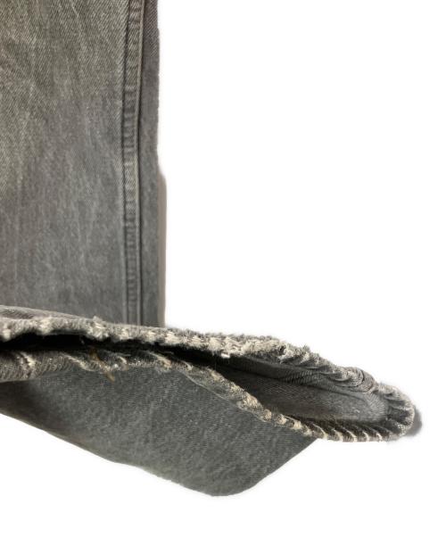 LEVI'S（リーバイス）LEVI'S (リーバイス) デニムパンツ グレー サイズ:W32の古着・服飾アイテム