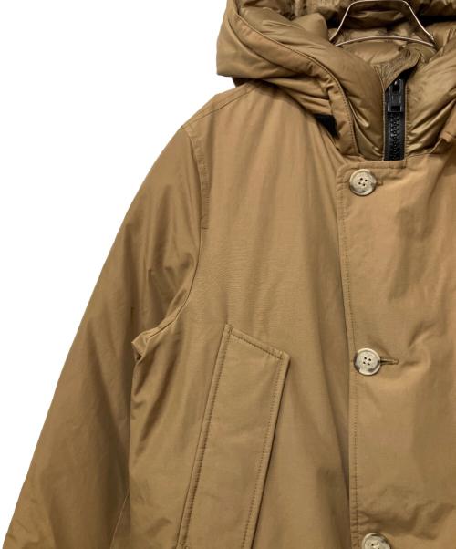 WOOLRICH（ウールリッチ）WOOLRICH (ウールリッチ) ダウンジャケット ベージュ サイズ:Sの古着・服飾アイテム