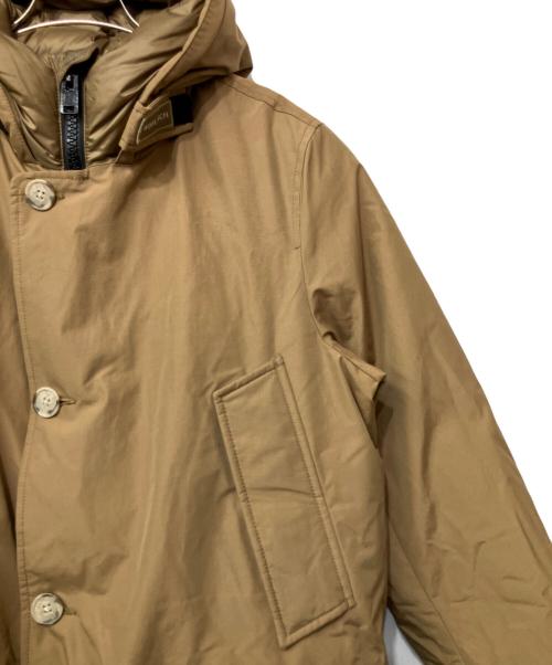 WOOLRICH（ウールリッチ）WOOLRICH (ウールリッチ) ダウンジャケット ベージュ サイズ:Sの古着・服飾アイテム