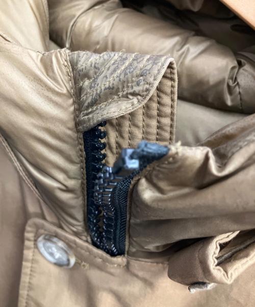 WOOLRICH（ウールリッチ）WOOLRICH (ウールリッチ) ダウンジャケット ベージュ サイズ:Sの古着・服飾アイテム