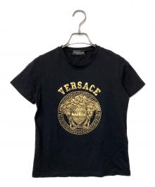 VERSACE（ヴェルサーチェ）の古着「半袖Tシャツ」｜ブラック×ゴールド