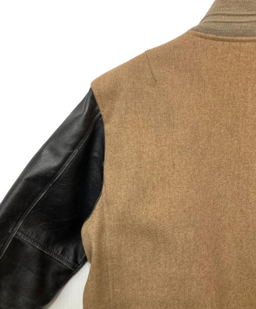 JOHN LAWRENCE SULLIVAN（ジョン ローレンス サリバン）JOHN LAWRENCE SULLIVAN (ジョン ローレンス サリバン) スタジャン ベージュ×ブラック サイズ:36の古着・服飾アイテム