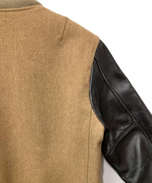 JOHN LAWRENCE SULLIVAN（ジョン ローレンス サリバン）JOHN LAWRENCE SULLIVAN (ジョン ローレンス サリバン) スタジャン ベージュ×ブラック サイズ:36の古着・服飾アイテム