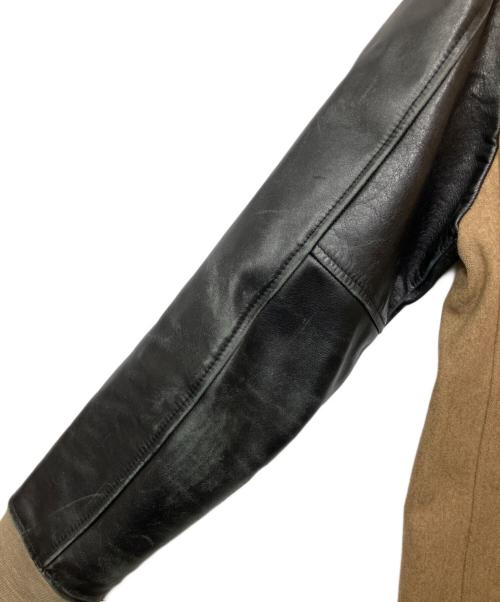 JOHN LAWRENCE SULLIVAN（ジョン ローレンス サリバン）JOHN LAWRENCE SULLIVAN (ジョン ローレンス サリバン) スタジャン ベージュ×ブラック サイズ:36の古着・服飾アイテム