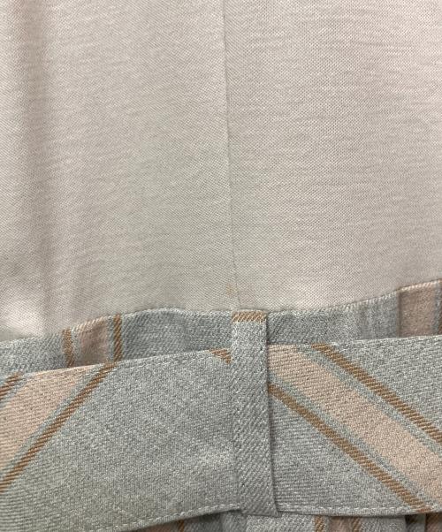 BURBERRY BLUE LABEL（バーバリー ブルー レーベル）BURBERRY BLUE LABEL (バーバリー ブルー レーベル) ノースリーブ・キャミソールワンピース グレー サイズ:38の古着・服飾アイテム