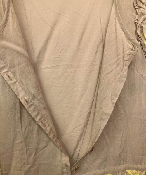 BURBERRY BLUE LABEL（バーバリー ブルー レーベル）BURBERRY BLUE LABEL (バーバリー ブルー レーベル) ノースリーブワンピース ベージュ×イエロー サイズ:38の古着・服飾アイテム