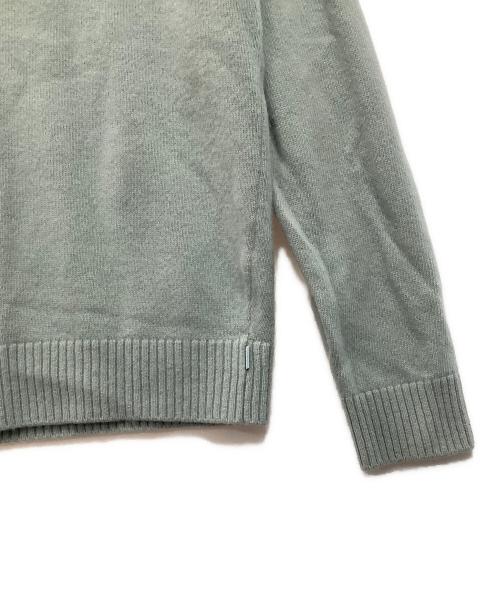 SUPREME（シュプリーム）Supreme (シュプリーム) Embossed Sweater スカイブルー サイズ:Mの古着・服飾アイテム