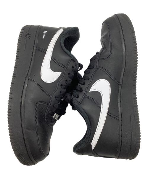 NIKE（ナイキ）NIKE (ナイキ) Supreme (シュプリーム) AIR FORCE1 LOW　ローカットスニーカー ブラック×ホワイト サイズ:27.5の古着・服飾アイテム