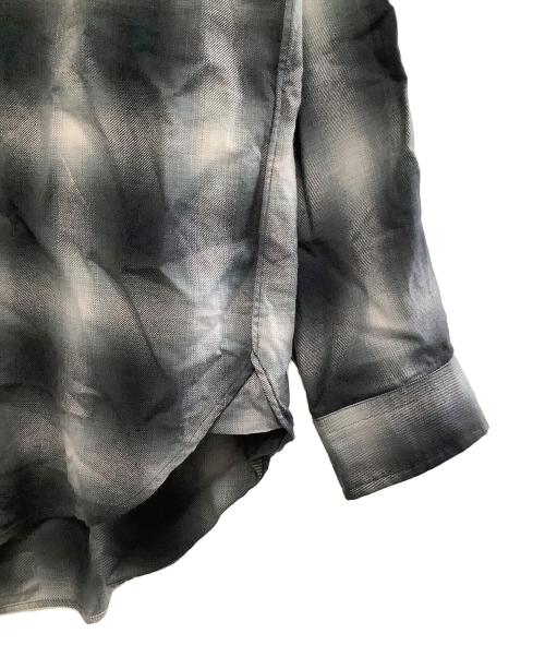 5525gallery（ゴーゴーニーゴーギャラリー）5525gallery (ゴーゴーニーゴーギャラリー) オンブレ チェック シャツ グレー サイズ:Lの古着・服飾アイテム