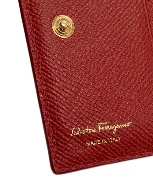 Salvatore Ferragamo（サルヴァトーレ フェラガモ）Salvatore Ferragamo (サルヴァトーレ フェラガモ) ガンチーニ　2つ折り財布の古着・服飾アイテム