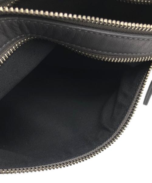 kawa-kawa（カワカワ）kawa-kawa (カワカワ) ボディーバッグ グレーの古着・服飾アイテム