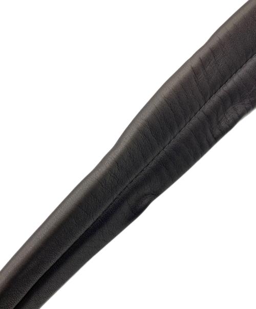 kawa-kawa（カワカワ）kawa-kawa (カワカワ) ボディーバッグ グレーの古着・服飾アイテム