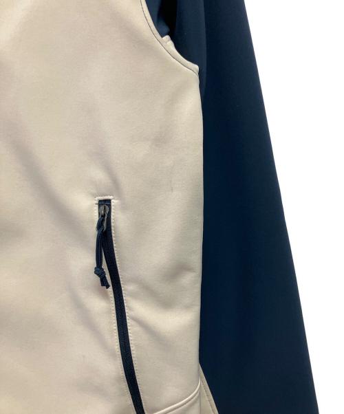 THE NORTH FACE（ザ ノース フェイス）THE NORTH FACE (ザ ノース フェイス) ソフトシェルジャケット ネイビー×アイボリー サイズ:Sの古着・服飾アイテム