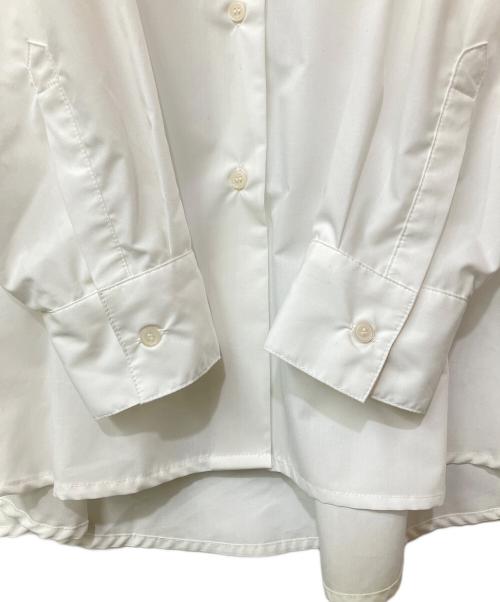 MARY QUANT（マリークヮント）MARY QUANT (マリークヮント) PUBLUX (パブリュクス) 長袖シャツ ホワイト サイズ:Fの古着・服飾アイテム