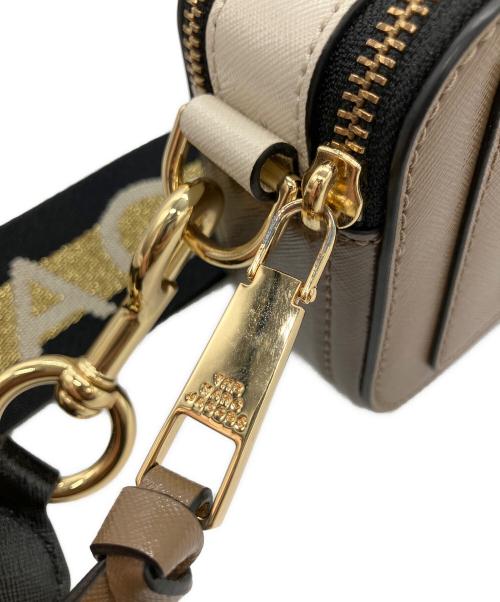 MARC JACOBS（マークジェイコブス）MARC JACOBS (マークジェイコブス) ショルダーバッグ ブラウン×ブラック×ホワイトの古着・服飾アイテム