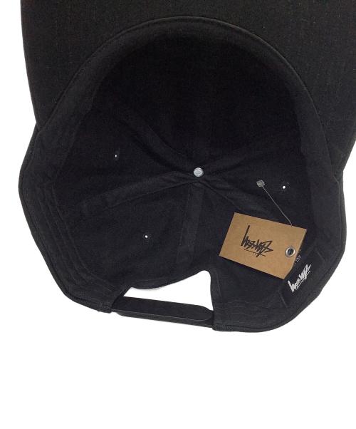 stussy（ステューシー）stussy (ステューシー) CHENILLE S LOW PRO CAP　キャップ ブラック×ベージュ 未使用品の古着・服飾アイテム
