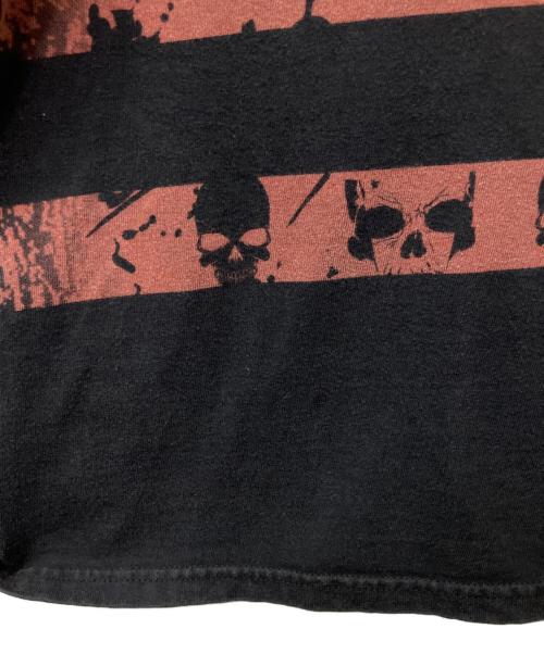 Hanes（ヘインズ）Hanes (ヘインズ) Walt Disney World (ウォルトディズニーワールド) プリントTシャツ ブラック×レッド サイズ:2XLの古着・服飾アイテム