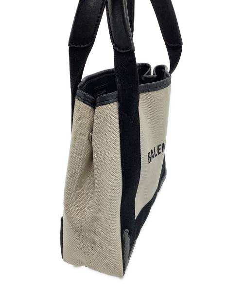 BALENCIAGA（バレンシアガ）BALENCIAGA (バレンシアガ) カバXS ハンドバッグ ホワイト×ブラックの古着・服飾アイテム