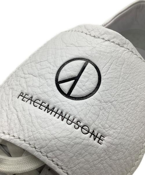 NIKE（ナイキ）NIKE (ナイキ) PEACEMINUSONE (ピースマイナスワン) Kwondo1　ローカットスニーカー ホワイト サイズ:28.5 未使用品の古着・服飾アイテム