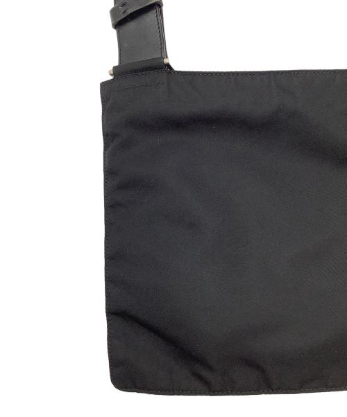 PRADA（プラダ）PRADA (プラダ) ナイロンショルダーバッグ ブラックの古着・服飾アイテム