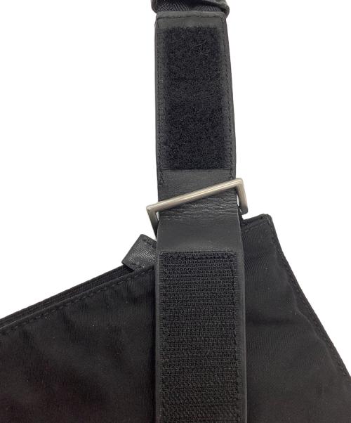 PRADA（プラダ）PRADA (プラダ) ナイロンショルダーバッグ ブラックの古着・服飾アイテム