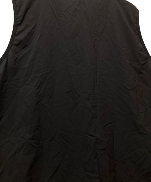 山と道（ヤマトミチ）山と道 (ヤマトミチ) Alpha Vest ブラック×ネイビー サイズ:XLの古着・服飾アイテム